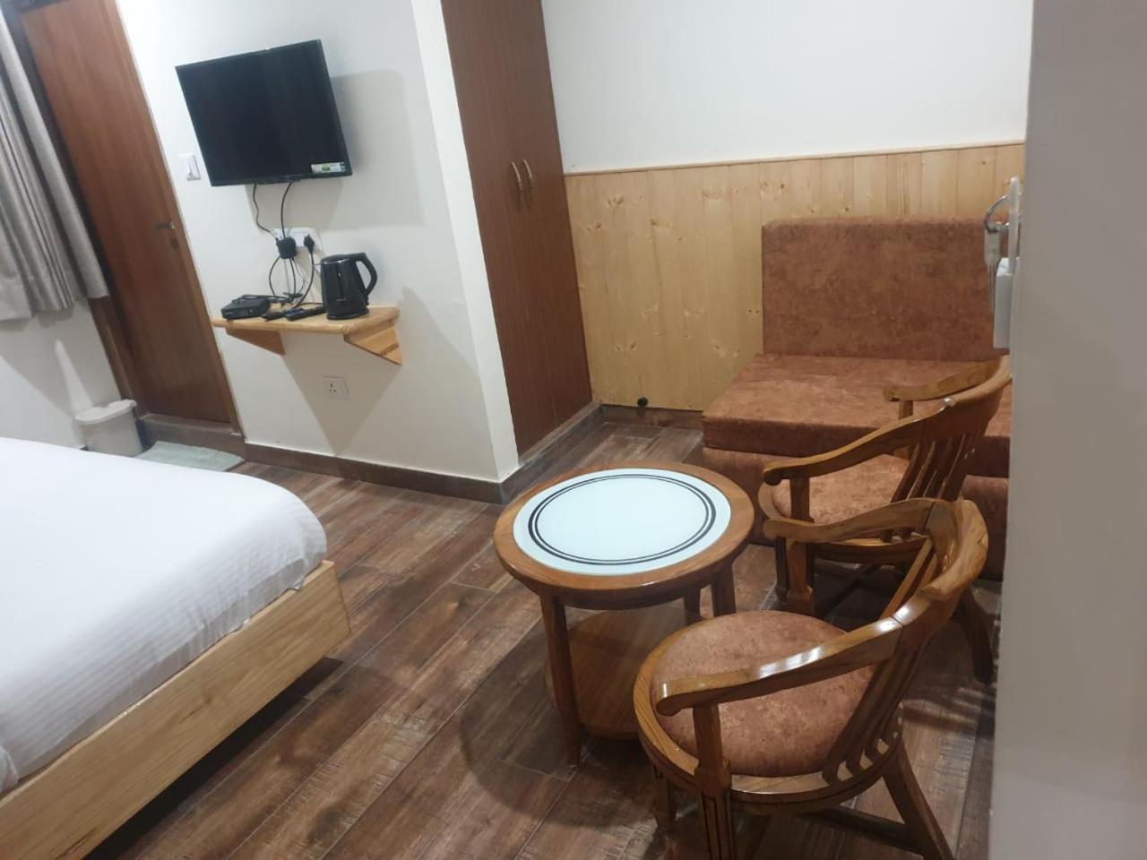 Отель The Kumaon Retreat Найнитал Номер фото
